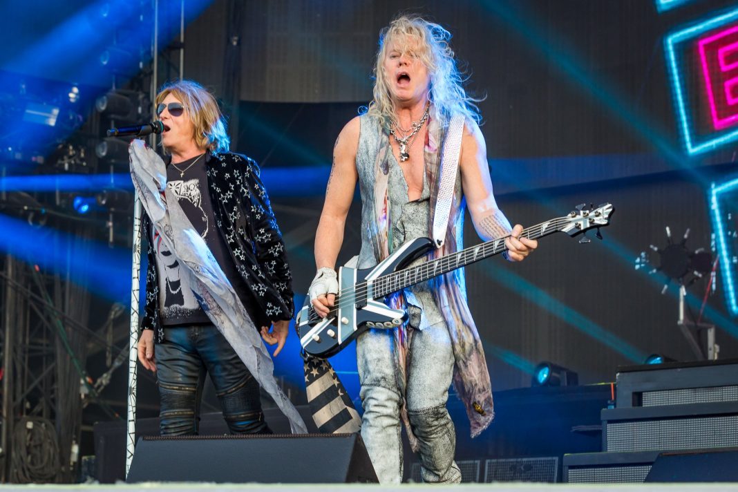 def-leppard,-motley-crue-&-guns-n’-roses-had-the-most-profitable-rock-tours-of-2022