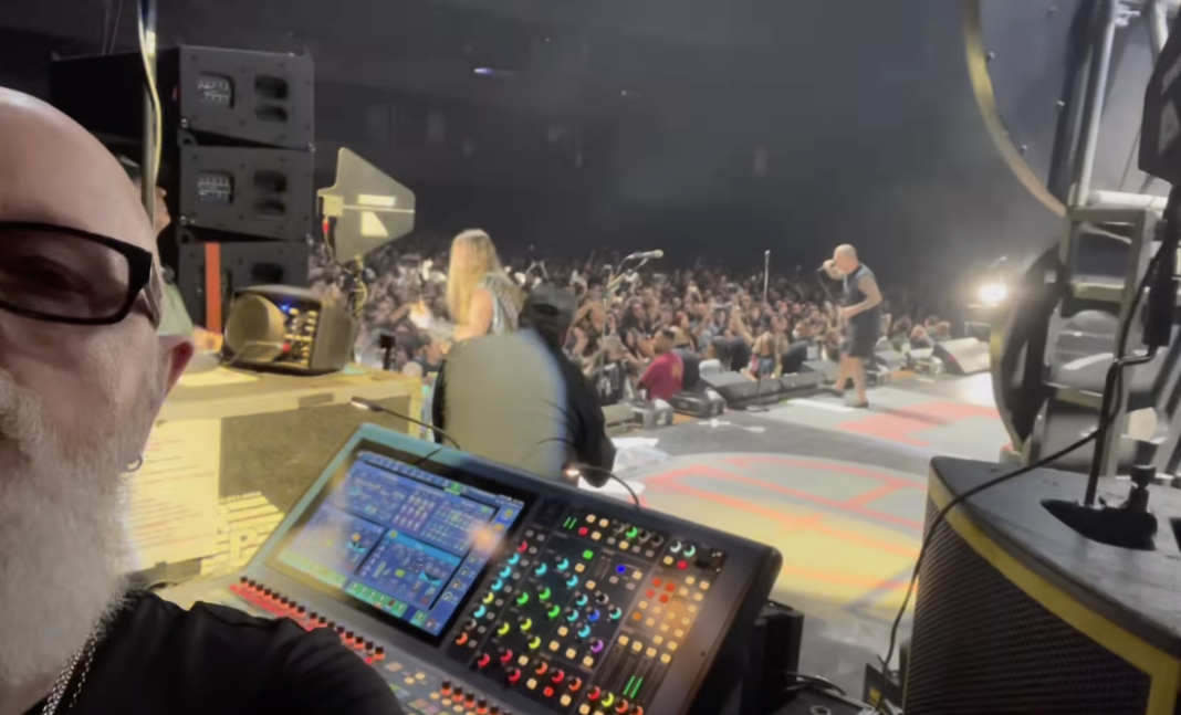 anyway,-here’s-rob-halford-rocking-out-to-pantera-live