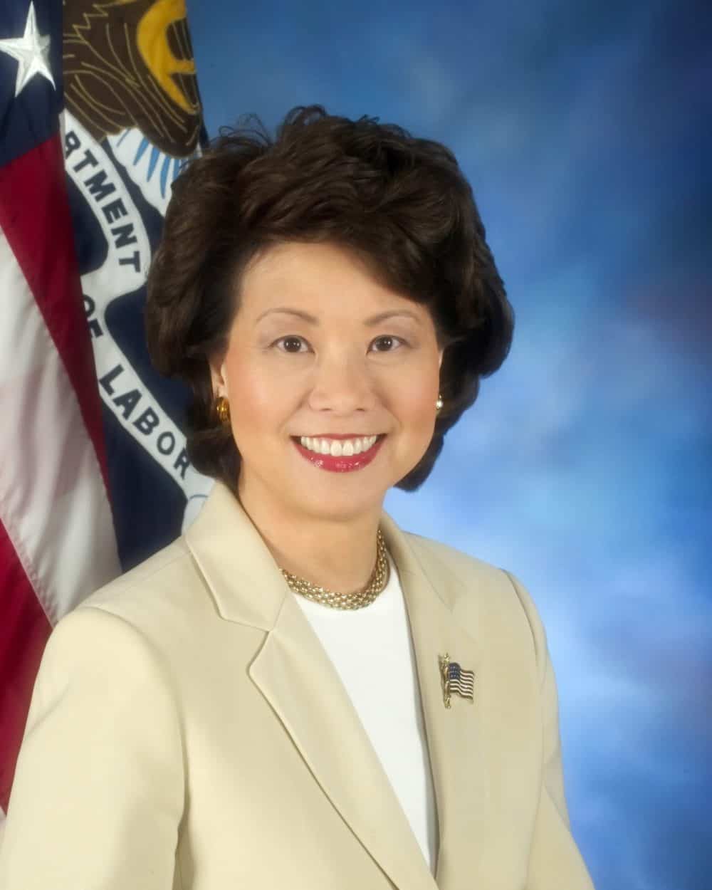 republicans-shamefully-leave-elaine-chao-alone-to-stand-up-to-trump’s-racism