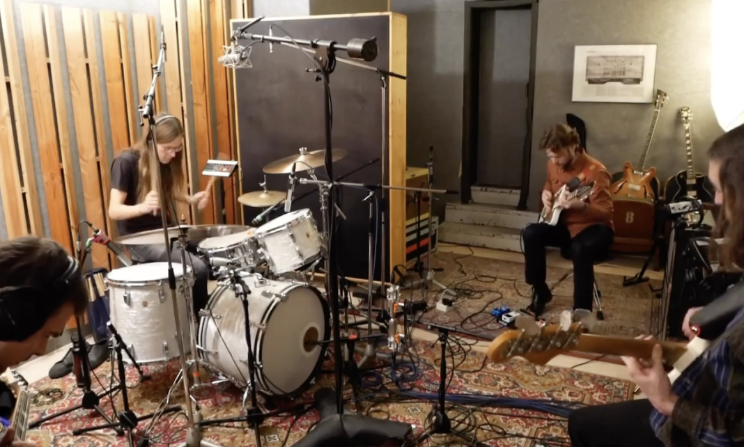 weite-(elder,-etc.)-streams-hypnotic-new-single-“neuland”