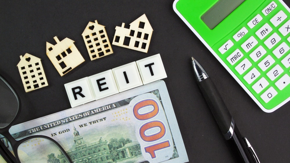 3-monthly-paying-reits-with-recent-good-news-and-upcoming-ex-dividends