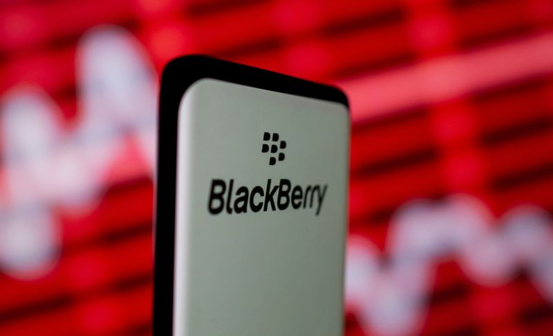 blackberry-reports-surprise-profit-on-cybersecurity-strength