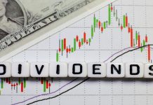 these-10%-yielding-dividend-stocks-look-very-attractive-right-now,-analysts-say