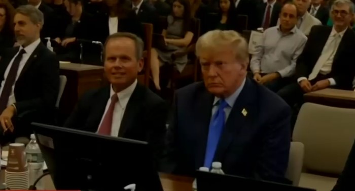 gagged-trump-reduced-to-passing-angry-notes-to-his-lawyers