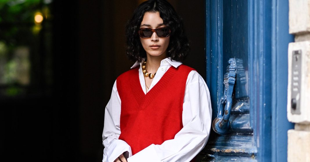 paris-fashion-week-street-style-was-a-lesson-in-transitional-dressing