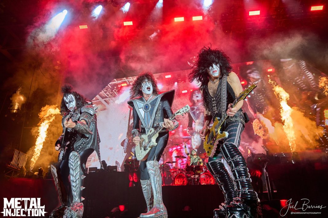 paul-stanley-discusses-why-kiss-has-such-staying-power