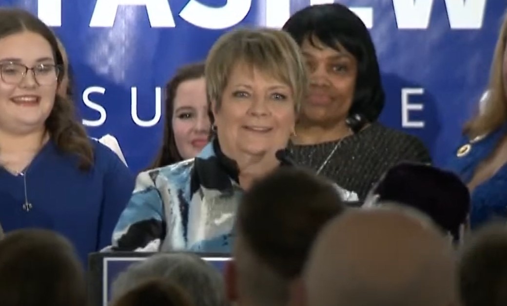 a-blue-christmas-for-republicans-as-wisconsin-supreme-court-throws-out-gerrymandered-map